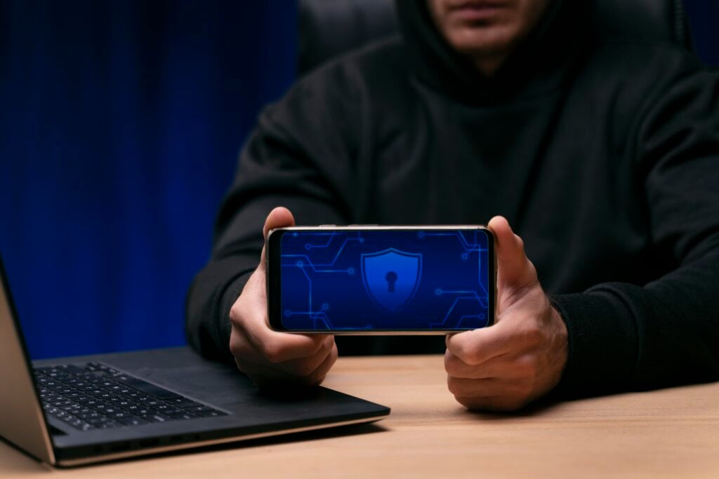 Como deixar o celular seguro de ameaças do dia a dia. | Foto: Freepik.